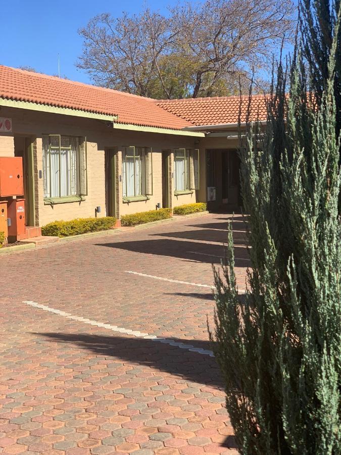 Polokwane Lodge Buitenkant foto