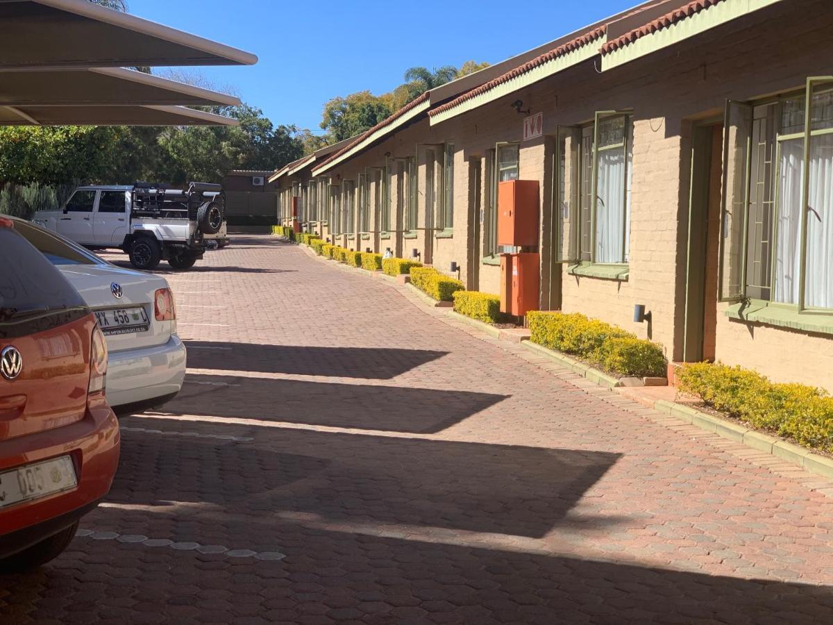 Polokwane Lodge Buitenkant foto